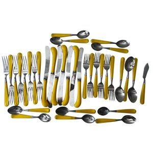 Vintage/Retro Oxford Hall Yellow Handle Stainless Flatware Set‎ 35 Pc Dining